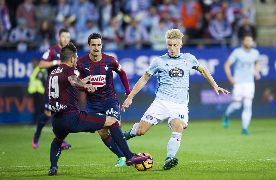 雷速体育-塞维利亚凭借绝杀球逆转塞尔塔