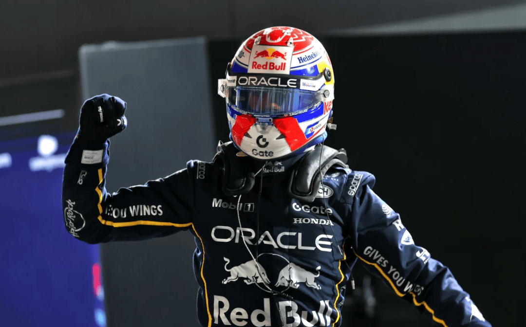 雷速下载-迈凯伦轻取红牛车队，维斯塔潘带队取胜